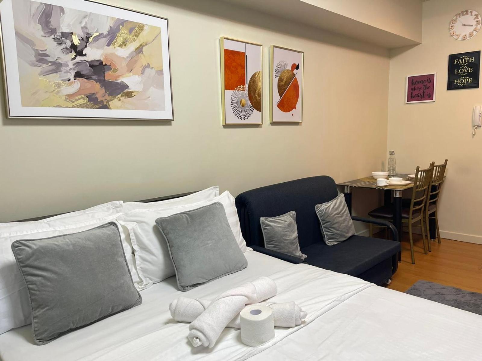 8 Adriatico Staycation Manila Zewnętrze zdjęcie