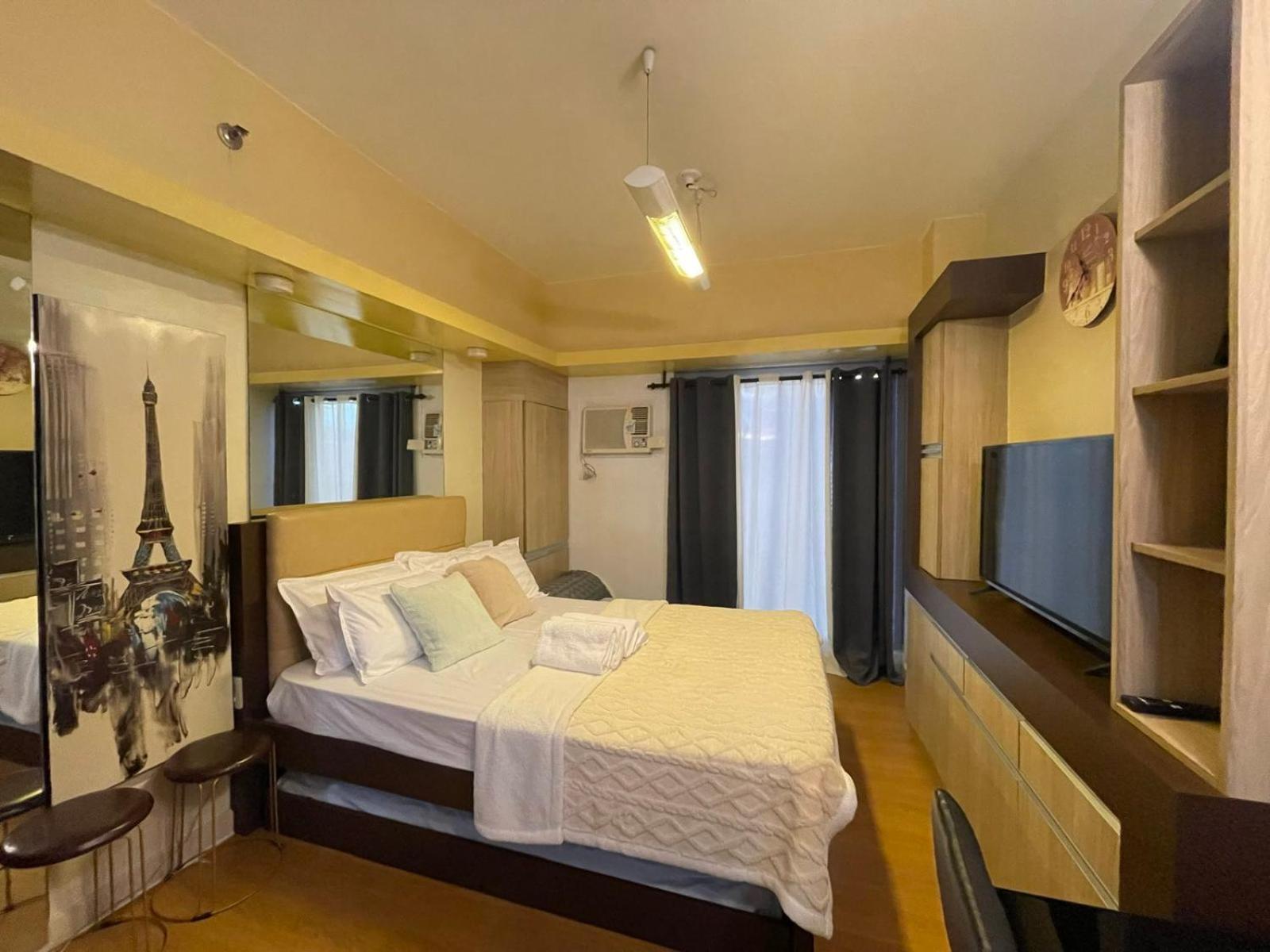8 Adriatico Staycation Manila Zewnętrze zdjęcie