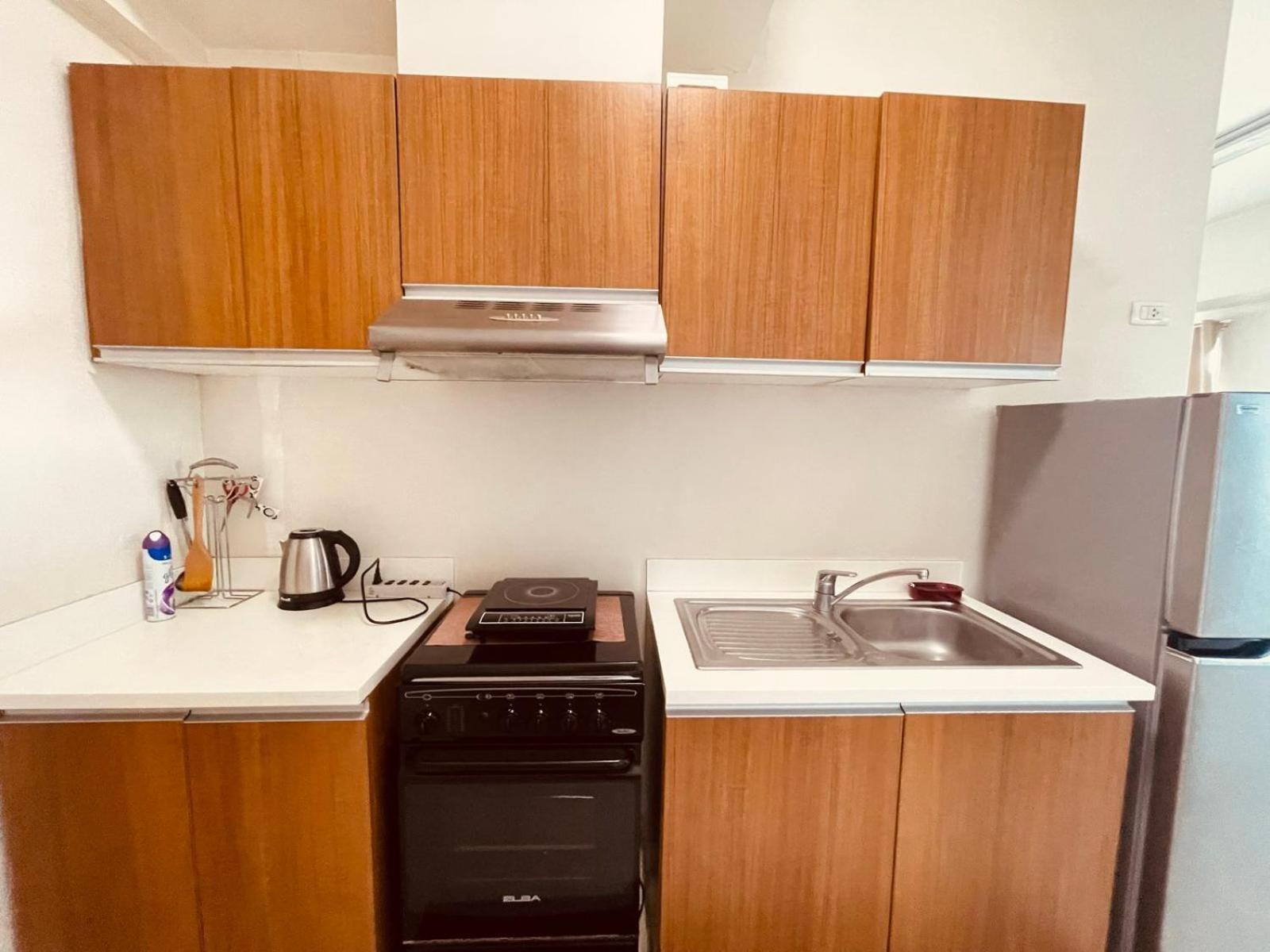 8 Adriatico Staycation Manila Pokój zdjęcie